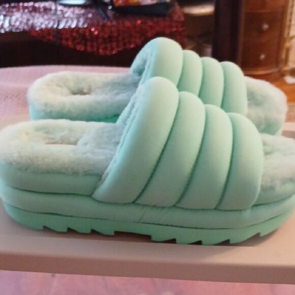 UGG Women's Mint Green Fluffy Slippers - Picture 1 of 5